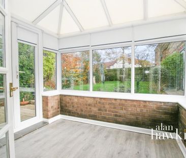 3 bedroom detached bungalow to rent - Photo 2