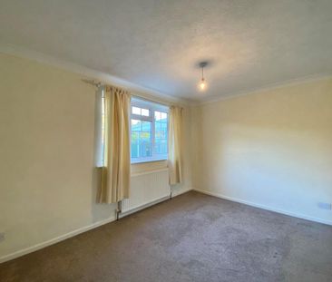 2 bedroom detached bungalow to rent - Photo 5