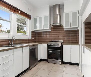 Beautifully Refreshed Family Home on a Generous Block – FHSZ Location - Photo 3