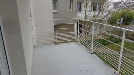 Location Appartement 2 pièces 49m² TOURS 37200 - Photo 3