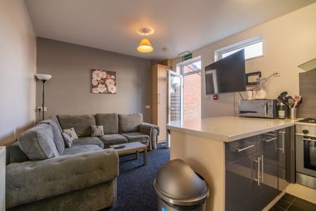 2 Fleming Avenue - Photo 2