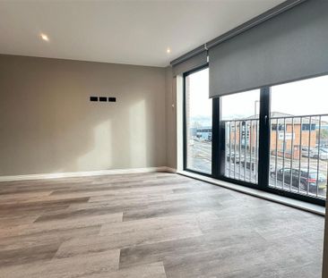 3 bedroom apartment to rent - Photo 1