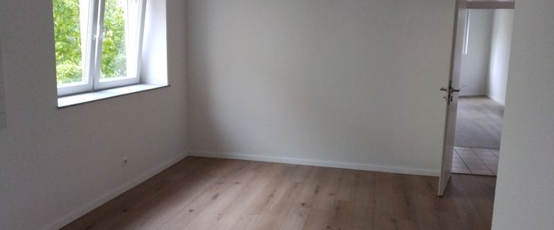 große 1,5 Zi-Wohnung im 1.OG in zentraler und ruhiger Lage von Rastatt - Photo 1