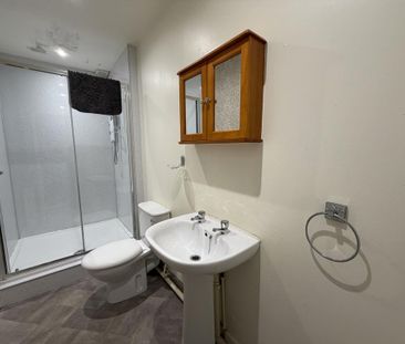 Studio to rent - Photo 6