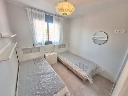 Ref.7522 Modern 2-bedroom apartment with garage in the gated community “Aire by TM” - Photo 2
