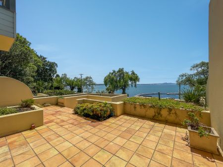 61 Eastern Beach Road, Geelong - Photo 3