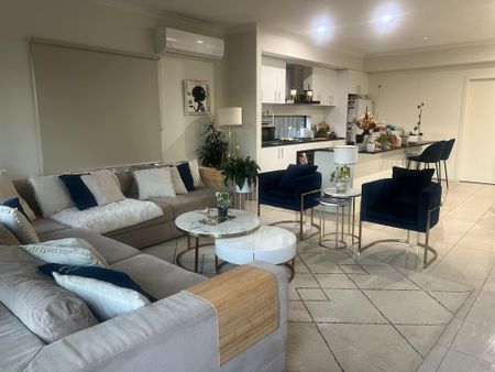 Sunshine West - Photo 5