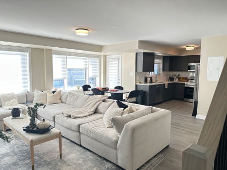 For Lease - 31 Appletree Lane, Barrie, Ontario - Photo 4