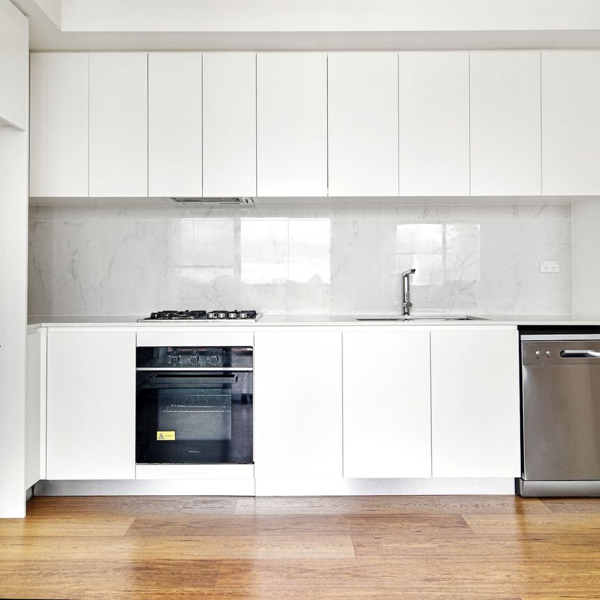 6/2-6 Robilliard Street, Mays Hill NSW 2145 - Apartment For Rent | Domain - Photo 1