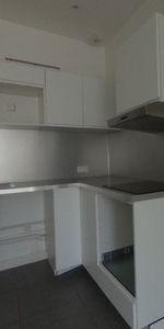 APPARTEMENT T3 A LOUER - LYON 7EME ARRONDISSEMENT - 55.36 m2 - 920 € charges comprises par mois - Photo 3