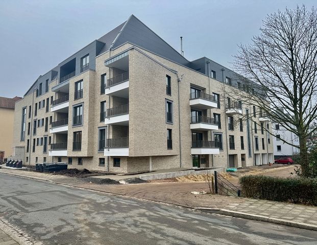 Neubau! Moderne 3-Zimmer Etagenwohnung am historischen Wasserturm in Nienburg! - Photo 1