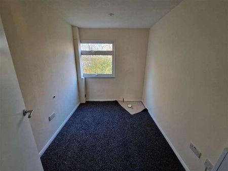 Durling Court, Rainham, Gillingham, ME8 - Photo 2