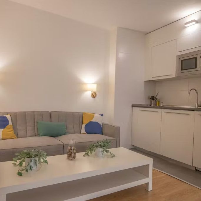 Calle de Leganitos, Madrid, Community of Madrid 28013 - Photo 1