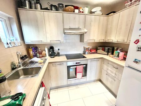 St. Helens Road, Westcliff-on-Sea, Essex, SS0 7LB - Photo 3