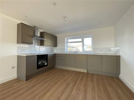 3 bedroom apartment to rent - Photo 3