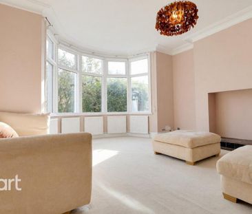 4 bedroom semi-detached house to rent - Photo 2