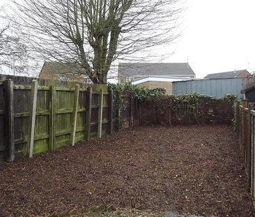 1 bedroom semi-detached house to rent - Photo 4