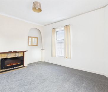 Portland Road, Selston, Nottingham, Derbyshire, NG16 - Photo 2