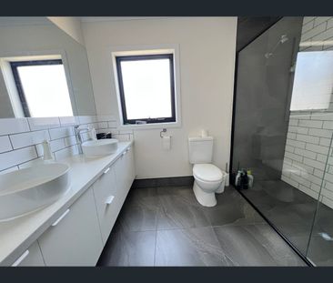 29 Lord Place, Morwell, Vic 3840 - Photo 6