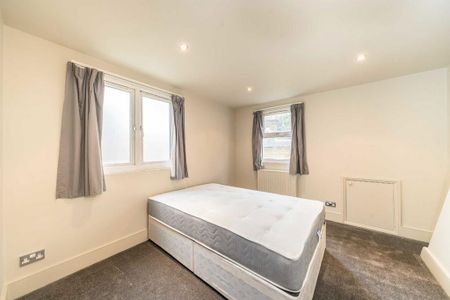 6 bedroom house to rent - Photo 2