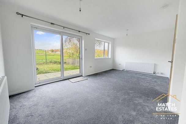 3 bedroom semi-detached house to rent - Photo 1