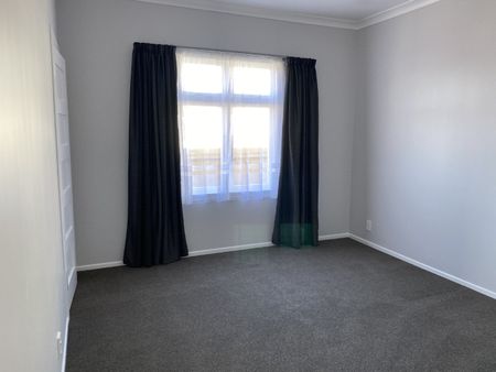 462a Broadway, Stratford - Photo 2