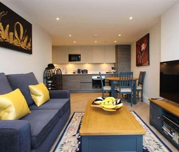 The Corona, Leigh Road, Leigh-on-sea, Essex, SS9 - Photo 3