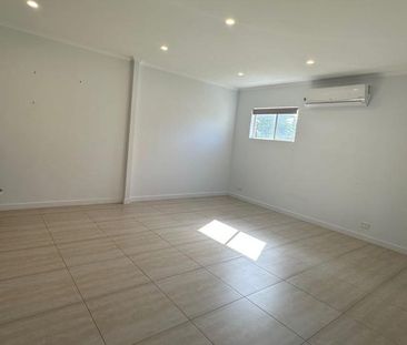 9 Kent Avenue - Photo 3