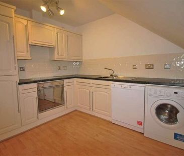 East Wing, Dame Margaret Hall, The Avenue, NE38 - Photo 3