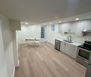 For Lease - 245 Montgomery Avenue, Whitby, Ontario - Photo 6