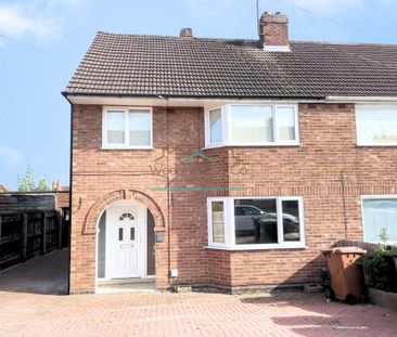 3 bedroom semi-detached house to rent - Photo 2