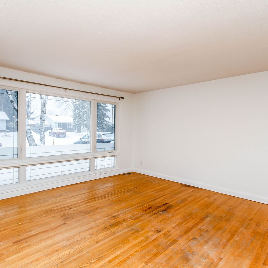 For Lease - 103 SHERWOOD Street, Kanata, Ontario - Photo 1