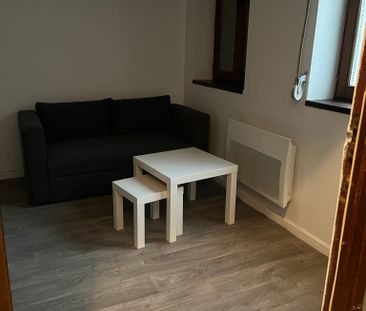 A LOUER T2 MEUBLE FIVES - Photo 1