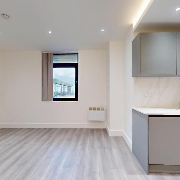 Studio to rent - Photo 1