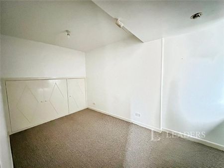 4 bedroom house to rent - Photo 3