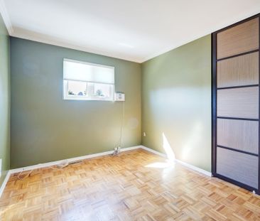 For Lease - 44 Marblehead Crescent, Brampton, Ontario - Photo 6