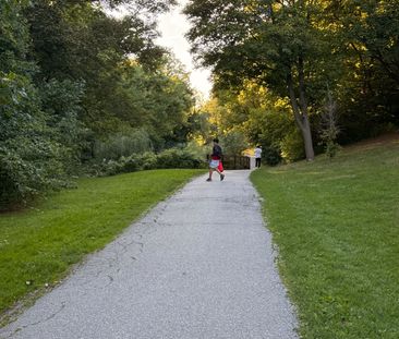 For Lease - 25 Pebble Byway Unit# 23, Toronto, Ontario - Photo 6