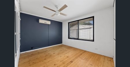 3 Bedroom Home on Large Allotment in Convenient Location! - Photo 5