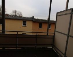 +schöne 4-raum Wohnung im Neundorf+ - Foto 1
