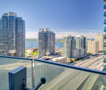 Master Room & Ensuite Bath - Waterfront Toronto - Photo 1