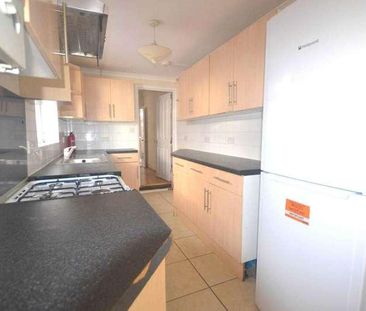 Auckland Road, University Area, RG6 - Photo 3