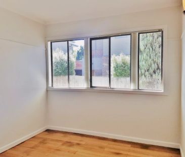 4 Bed, 2 Bath - Photo 3