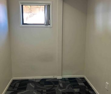 Cozy & Modern Lower-Level Home - Photo 5