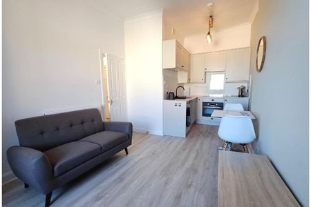 1 bed flat for rent in Leith Walk - Photo 2