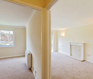 1 bedroom retirement property to rent - Photo 2