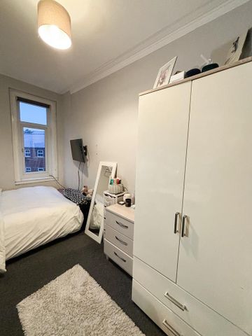 7 bedroom house to rent - Photo 2