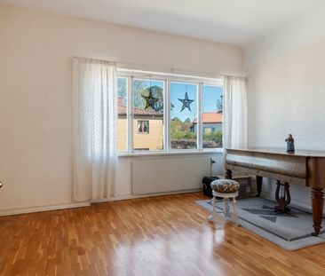 Heby - 5rok - tillsv - 12.650kr/mån - Photo 2