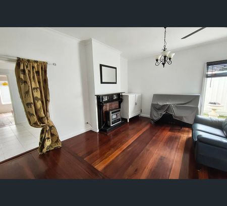 36 Jarvis Street, South Bunbury, WA 6230 - Photo 4
