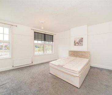 Newmarket Green, SE9, London - Photo 3