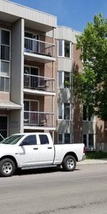 Grand 4 1/2 en rez-de-chaussée pour juillet - Photo 3